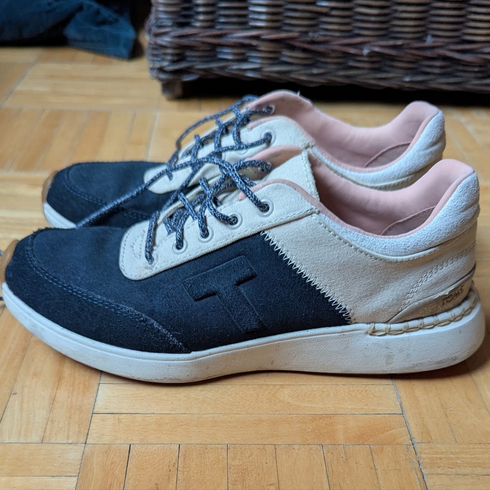 TOMS Women's Sneakers